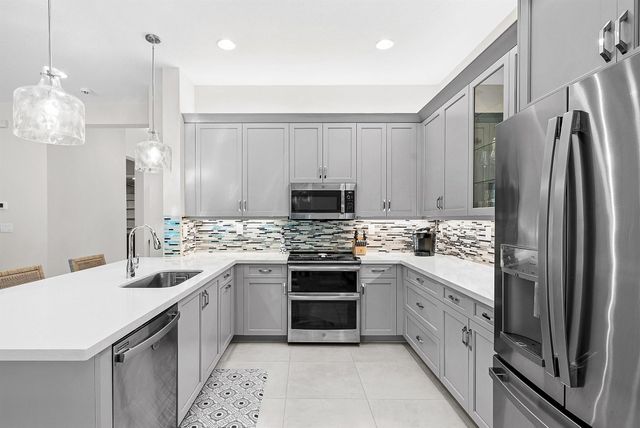 7873 Wildflower Shores Drive, Delray Beach, FL 33446