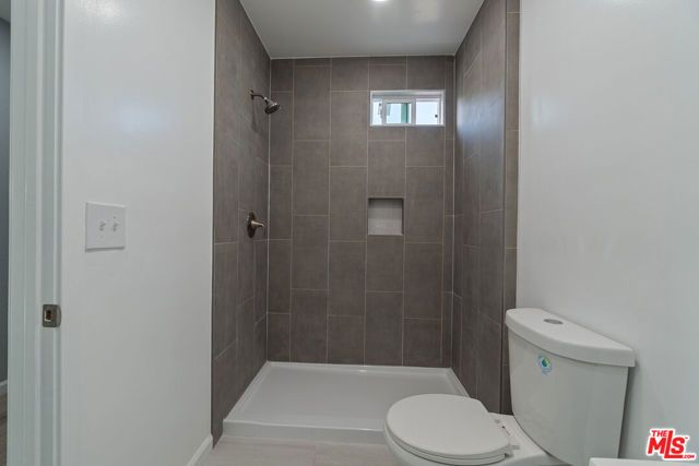 1341 W 94th Street, Los Angeles, CA 90044