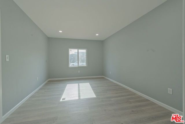 1341 W 94th Street, Los Angeles, CA 90044