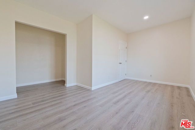 1341 W 94th Street, Los Angeles, CA 90044