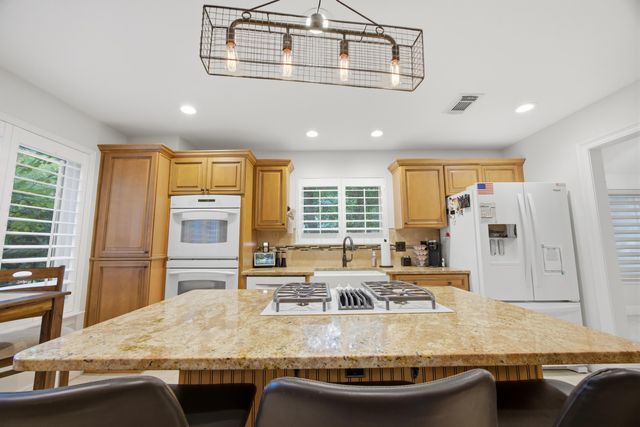 2807 Lee Trevino Court, Shalimar, FL 32579