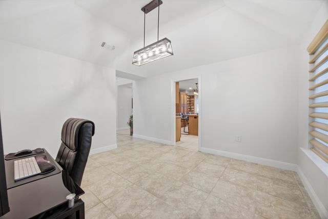 2807 Lee Trevino Court, Shalimar, FL 32579