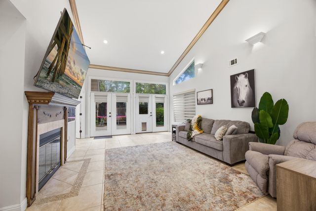 2807 Lee Trevino Court, Shalimar, FL 32579