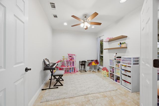 2807 Lee Trevino Court, Shalimar, FL 32579