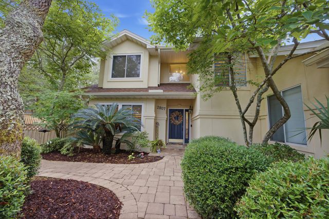 2807 Lee Trevino Court, Shalimar, FL 32579