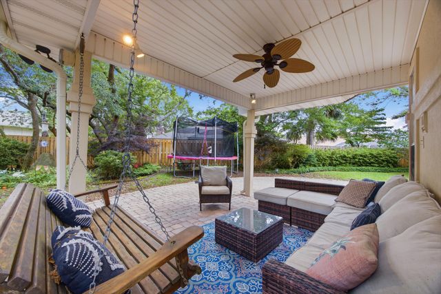 2807 Lee Trevino Court, Shalimar, FL 32579