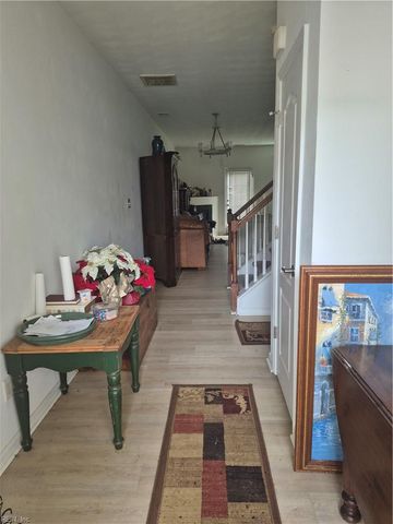22 Frazier CT, Hampton, VA 23666
