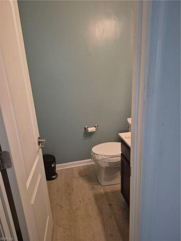 22 Frazier CT, Hampton, VA 23666