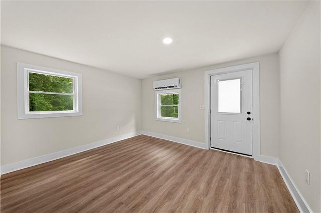 177 Weaver Circle, Canton, GA 30115