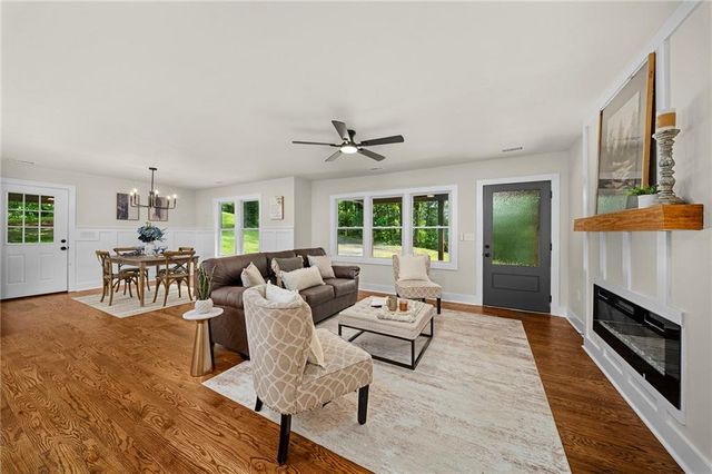 177 Weaver Circle, Canton, GA 30115