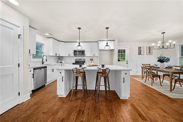 177 Weaver Circle, Canton, GA 30115