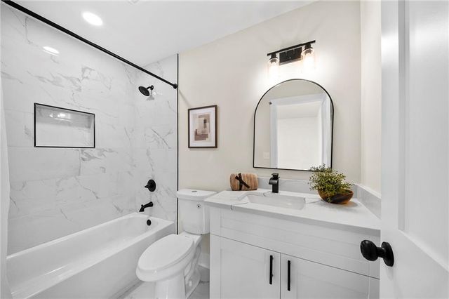 177 Weaver Circle, Canton, GA 30115