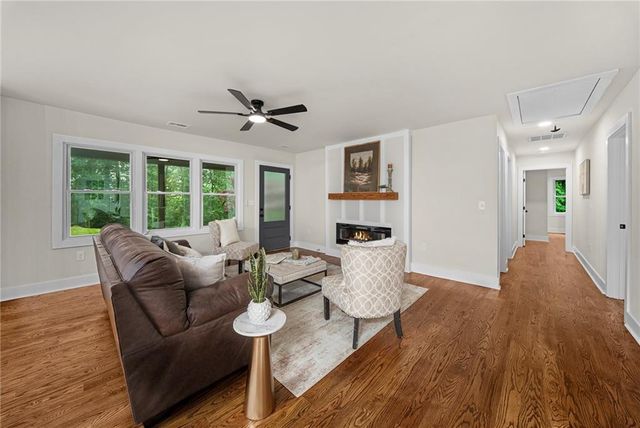 177 Weaver Circle, Canton, GA 30115