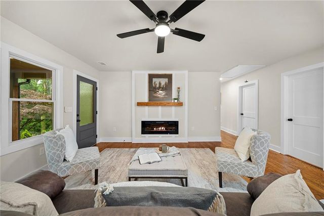 177 Weaver Circle, Canton, GA 30115