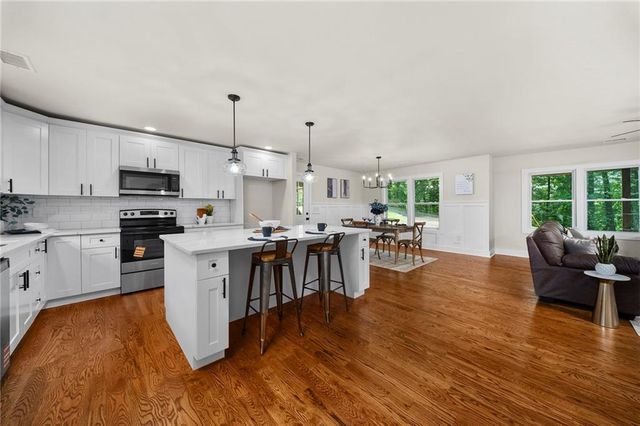 177 Weaver Circle, Canton, GA 30115
