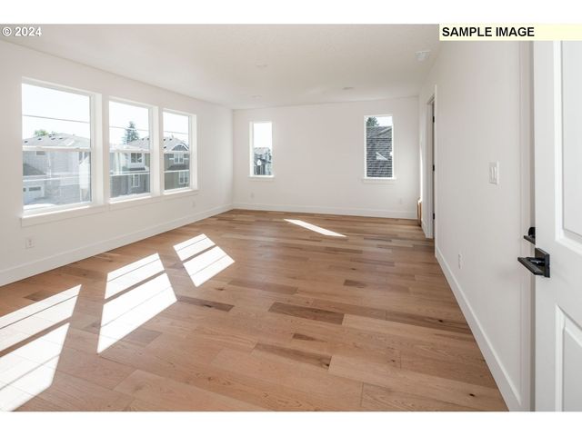 2150 S River Rd, Kelso, WA 98626