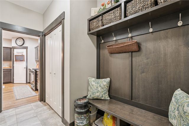 2237 Tranquil Ct NW, Cedar Rapids, IA 52405