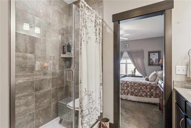 2237 Tranquil Ct NW, Cedar Rapids, IA 52405