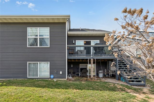 2237 Tranquil Ct NW, Cedar Rapids, IA 52405