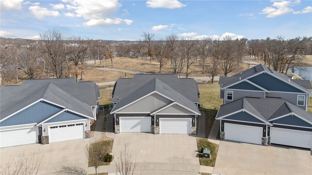 2237 Tranquil Ct NW, Cedar Rapids, IA 52405