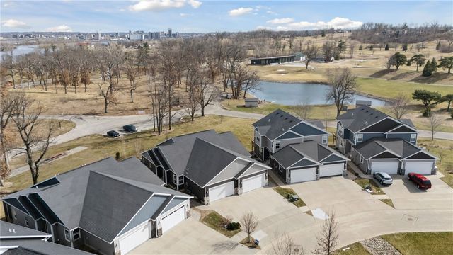 2237 Tranquil Ct NW, Cedar Rapids, IA 52405