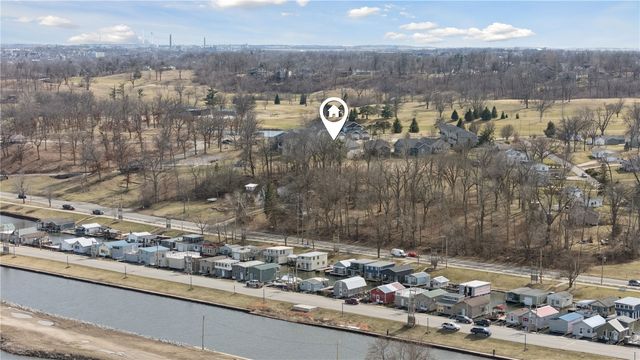 2237 Tranquil Ct NW, Cedar Rapids, IA 52405