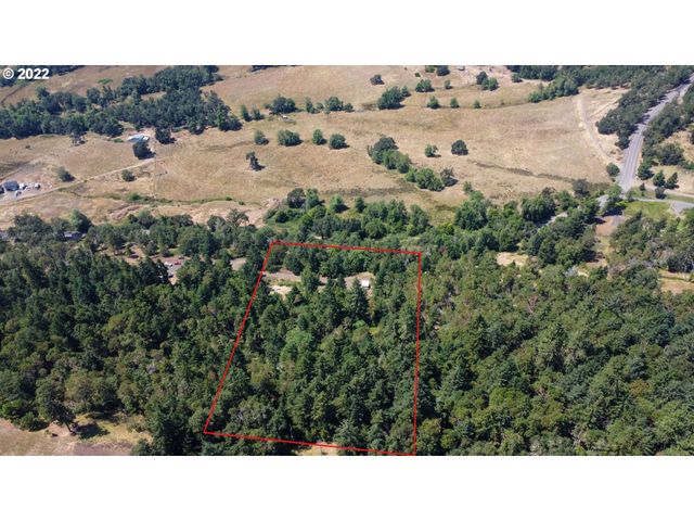 1105 SUNSHINE Rd, Roseburg, OR 97470