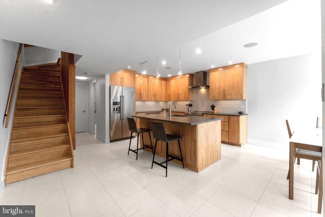 11587 MAPLE RIDGE RD, Reston, VA 20190