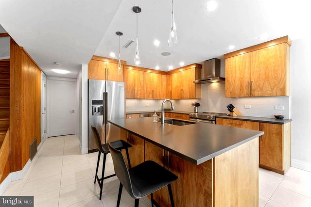 11587 MAPLE RIDGE RD, Reston, VA 20190