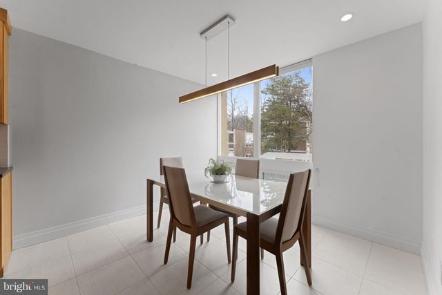 11587 MAPLE RIDGE RD, Reston, VA 20190