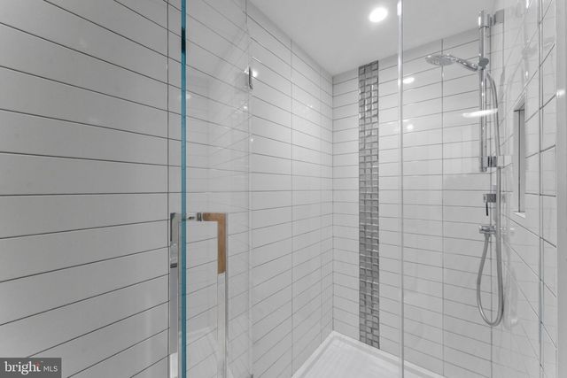 11587 MAPLE RIDGE RD, Reston, VA 20190