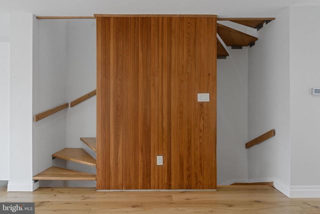 11587 MAPLE RIDGE RD, Reston, VA 20190