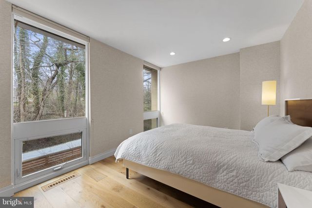 11587 MAPLE RIDGE RD, Reston, VA 20190