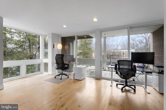 11587 MAPLE RIDGE RD, Reston, VA 20190