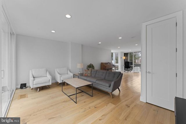 11587 MAPLE RIDGE RD, Reston, VA 20190