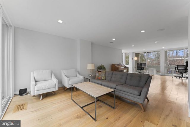 11587 MAPLE RIDGE RD, Reston, VA 20190