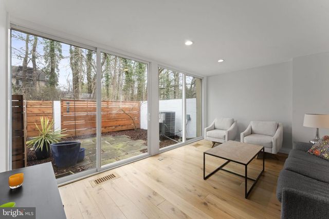 11587 MAPLE RIDGE RD, Reston, VA 20190