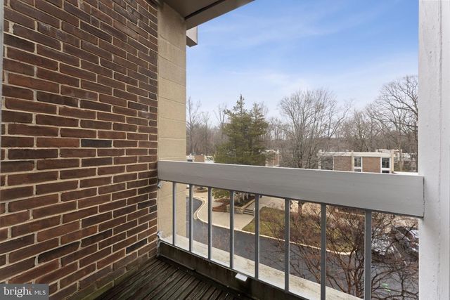 11587 MAPLE RIDGE RD, Reston, VA 20190