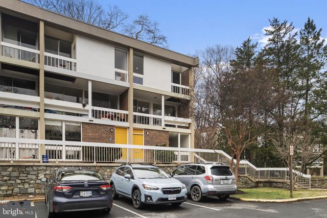 11587 MAPLE RIDGE RD, Reston, VA 20190