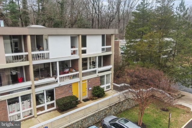 11587 MAPLE RIDGE RD, Reston, VA 20190