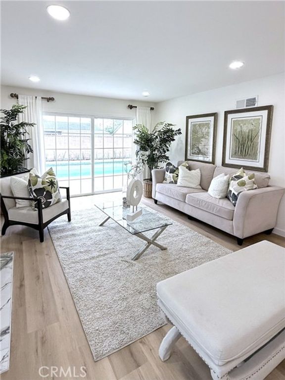 962 E Citrus Edge Street, Azusa, CA 91702