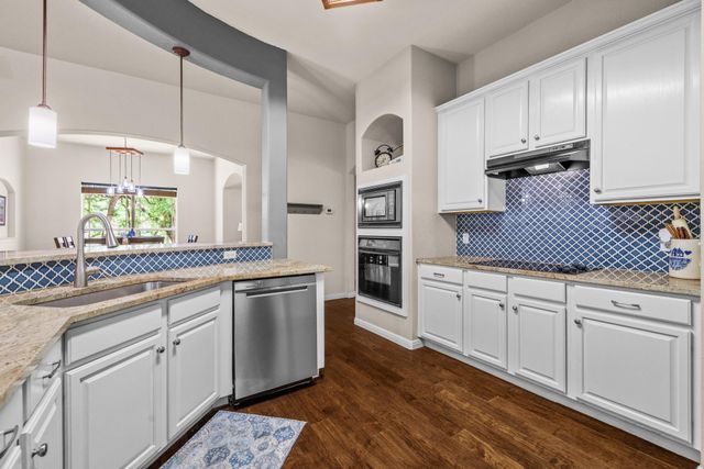 2721 County Road 258, Liberty Hill, TX 78642