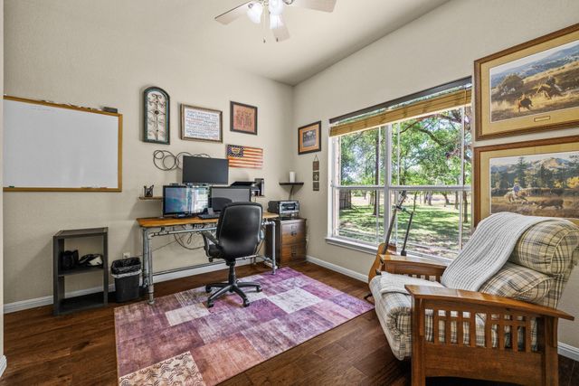 2721 County Road 258, Liberty Hill, TX 78642