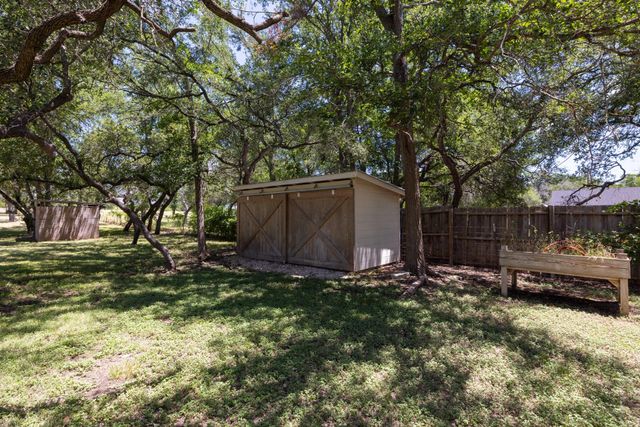 2721 County Road 258, Liberty Hill, TX 78642