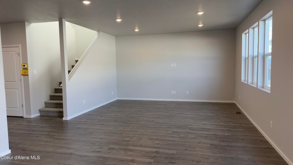 2631 N Andromeda St, Post Falls, ID 83854 photo 3