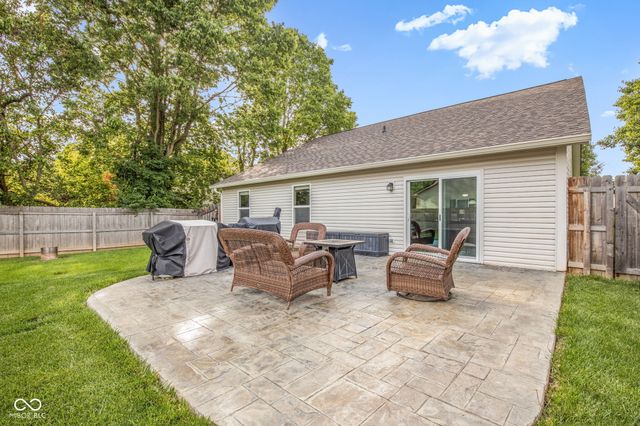 7055 Blue Ridge Drive, Noblesville, IN 46062