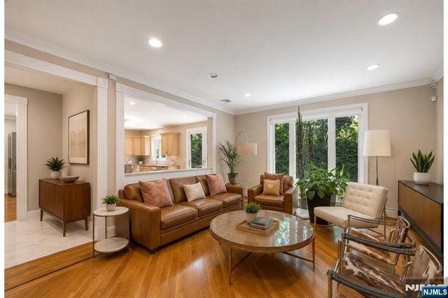 1152 Cumbermeade Road, Fort Lee, NJ 07024
