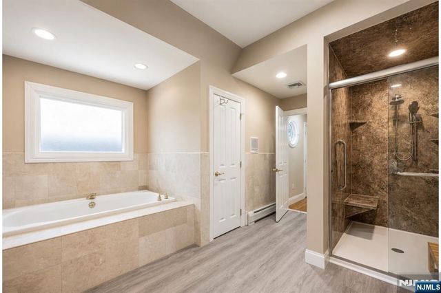1152 Cumbermeade Road, Fort Lee, NJ 07024