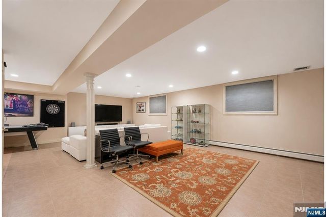 1152 Cumbermeade Road, Fort Lee, NJ 07024