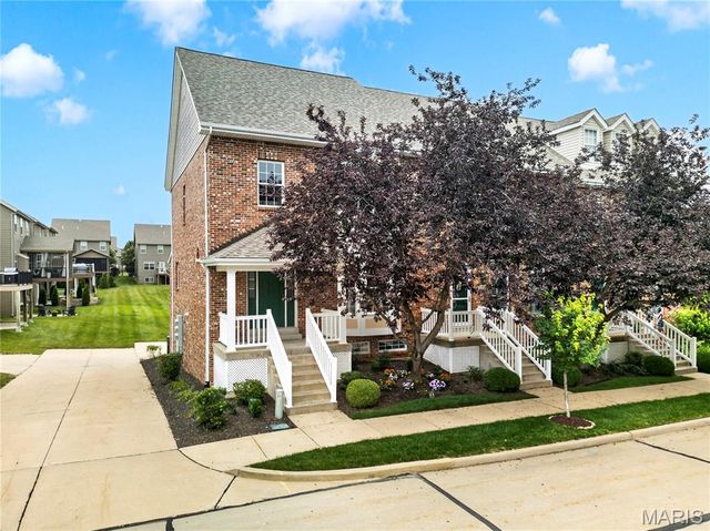 2514 S Larksong Drive, Grover, MO 63040